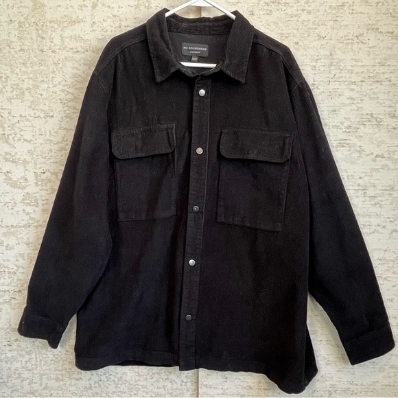 NWT Corduroy Shacket Snap Up Black Front Pockets Oversized Fit No Boundaries - Picture 8 of 15